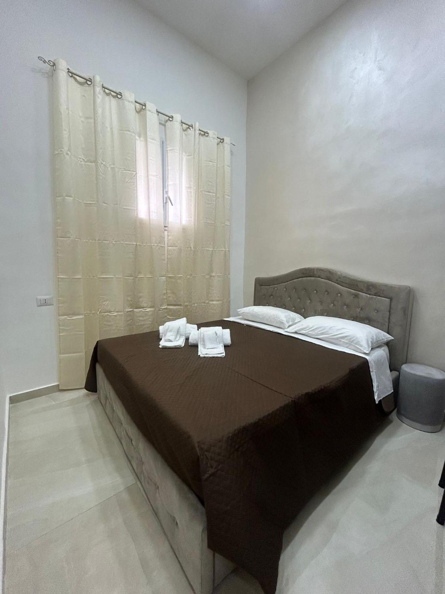 Luxury Rooms Carbonara 95 Neapel Exterior foto